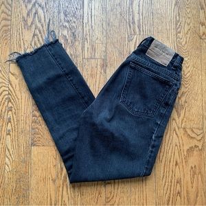 BLACK HIGH WAISTED VINTAGE JEANS